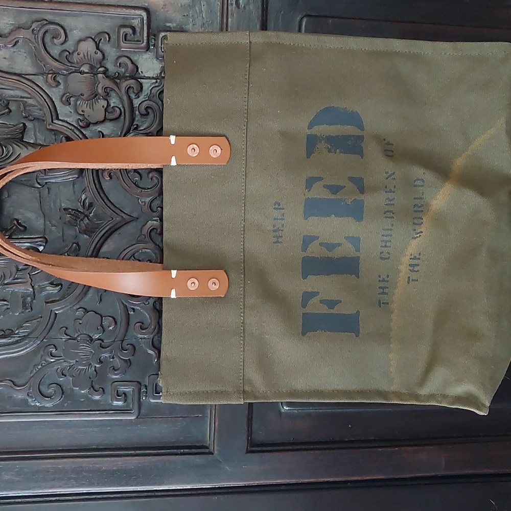 FEED BAG